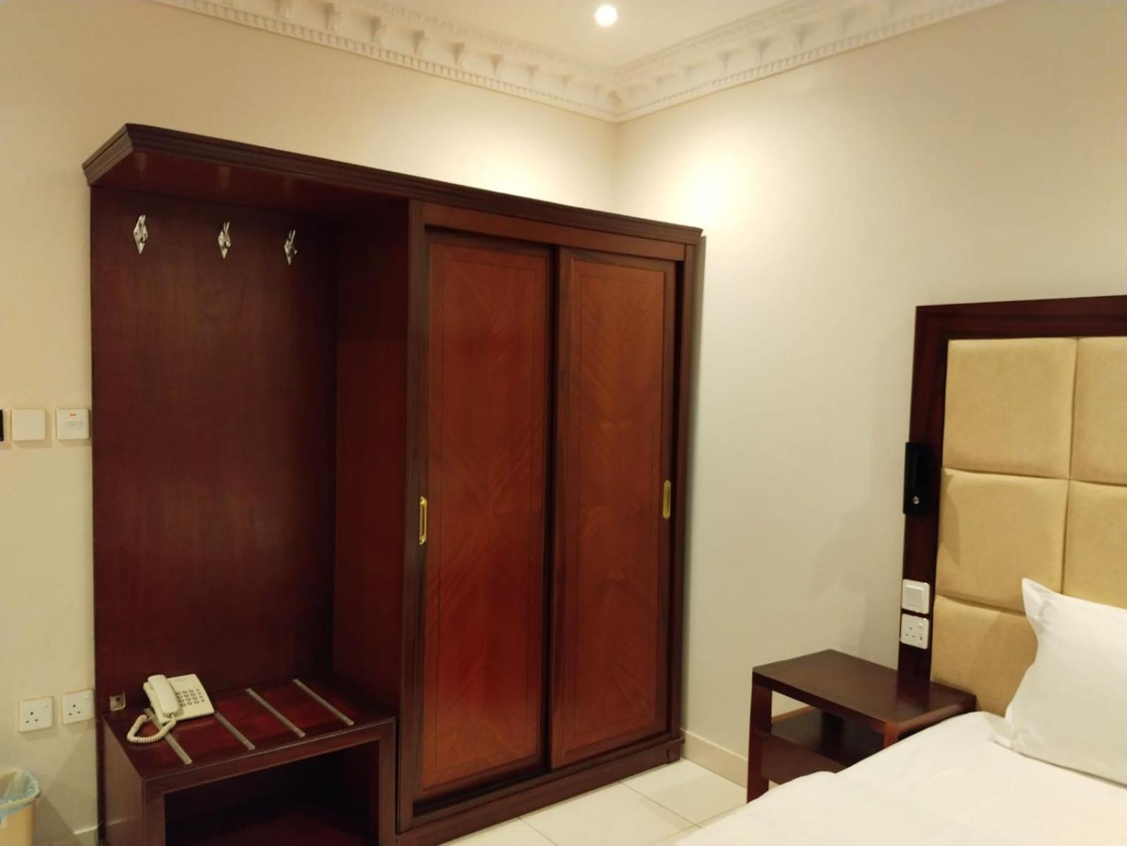 شقق اطلالة ابحر للشقق المخدومة Jeddah Ngoại thất bức ảnh
